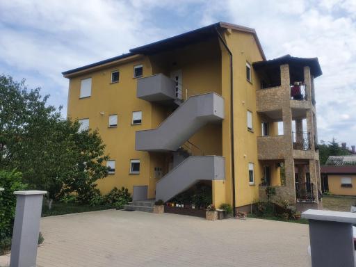 Apartment Podhum - Housity