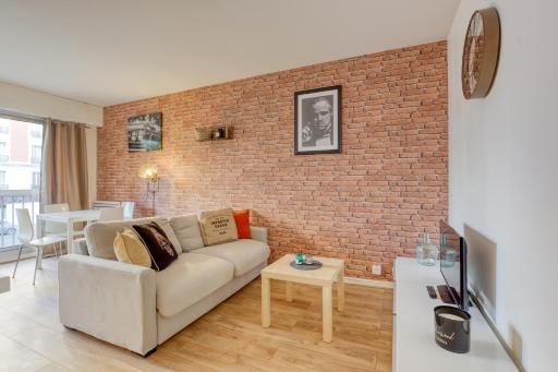 Loft proche PARIS SAINT-LAZARE - Housity