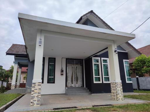 Villa Tamu Dr Din - Portable Pool - Housity