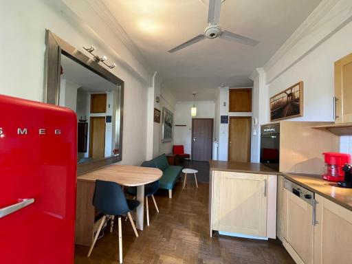 Glyfada Beach House - Housity