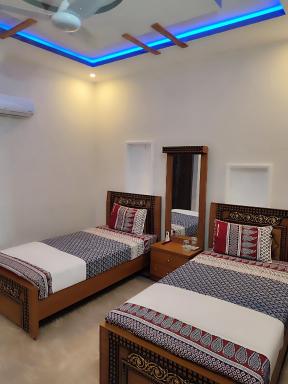 Fasil-Town Rooms Near Isb Air port - Housity