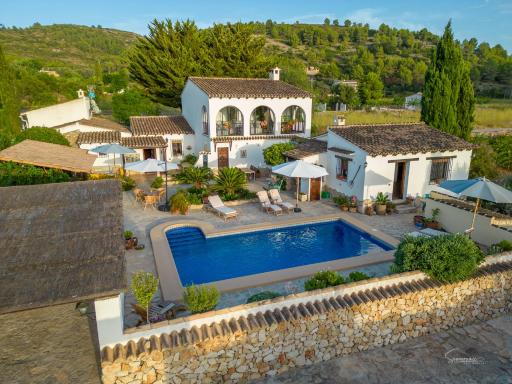 Casa Llibertat boutique stay with spa - Housity