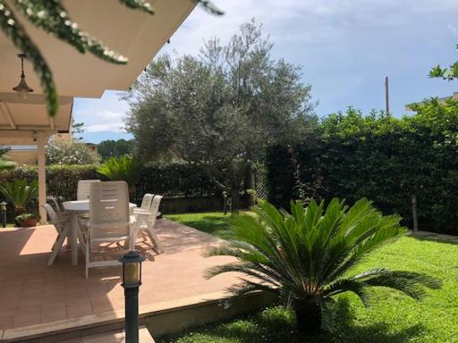 B&B Regina Viarum - Housity