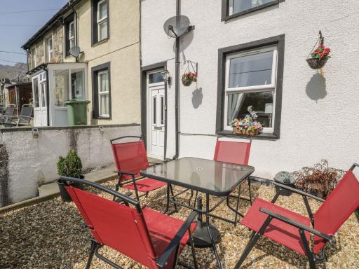 Cottage Snowdonia 3 beds 4 guests Tanygrisiau beautiful scenery near Zip Wires and Bounce Below - Housity