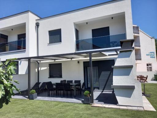 Holiday House Gavran - Housity