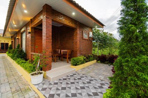 RedDoorz @ Aldos Villa Silangit - Housity