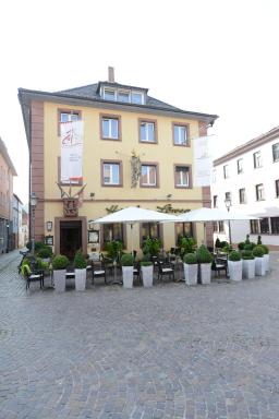 Land-gut Hotel zum Löwen Garni - Housity