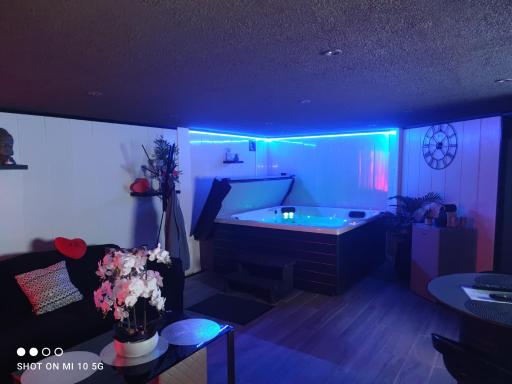 Les Bulles du Font Blanque - Housity