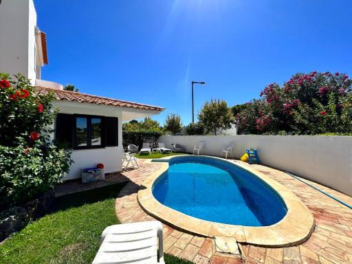 Vilamoura Traditional Villa with Pool by Homing - Housity