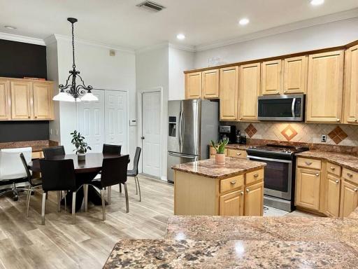 Sandy Oasis 5 bedroom with Pool Sarasota Bradenton - Housity