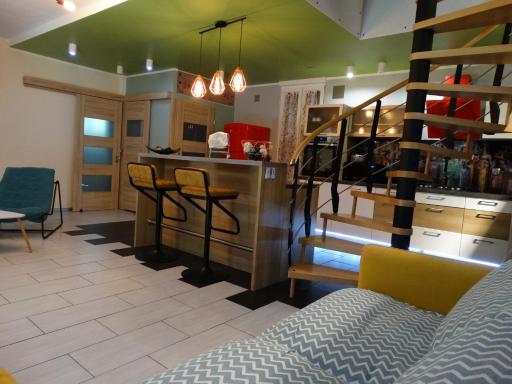 PETITE MAISON DE CAMPAGNE EN CENTRE VILLE - Housity