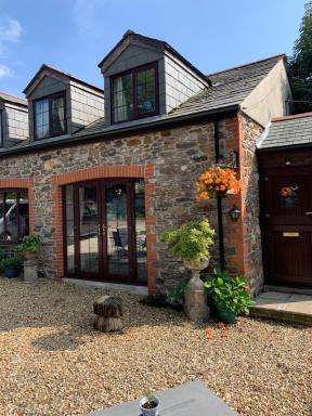 Ivy Cottage - Housity