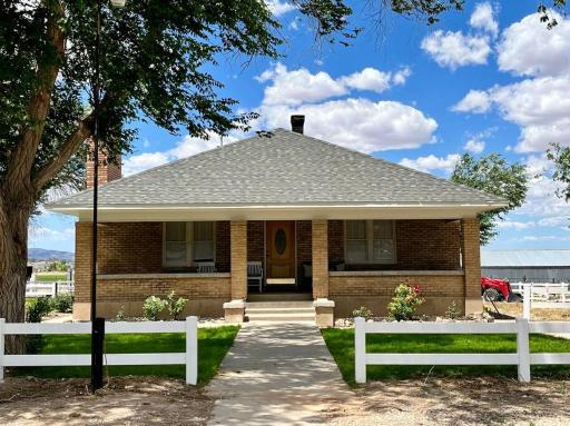Old Ranch House on the Ranch - Housity