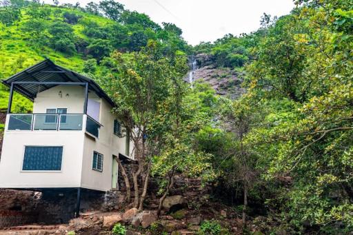 Forest Den Villa - Housity