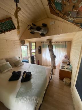 Charmante cabane perchée - Housity