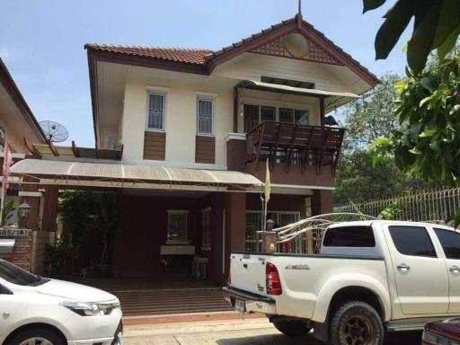 บ้านพักตากอากาศ บางปู - Housity