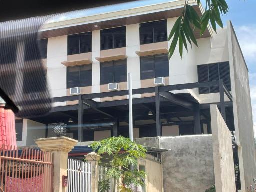 Mahayahay Lodge and Restaurant - Housity