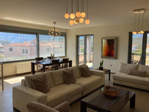 The Cozy Hideaway - Housity