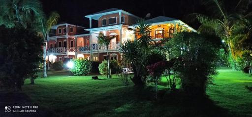 Paradise Apartment with senic pool in beach area - Housity