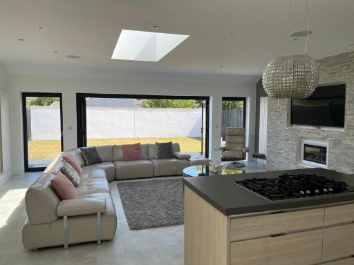 Perfect 4 bedroom 2 bathroom Home - Housity