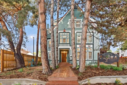 Flora House Denver - Housity