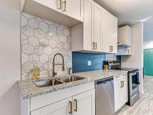 The Waterbury White House - Housity