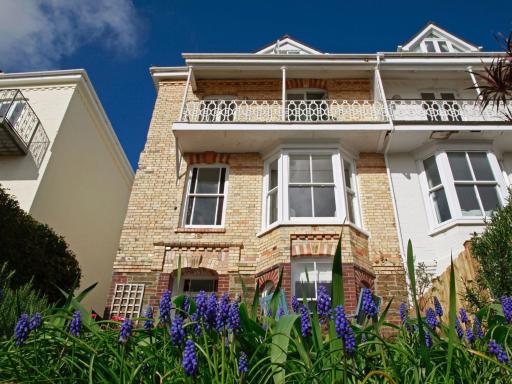 Aldford House - Housity