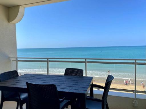Appartement avec balcon-terrasse, parking privatif et accès plage à Longeville-sur-Mer - FR-1-336-28 - Housity