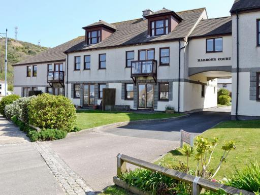 Harbour Court - Housity