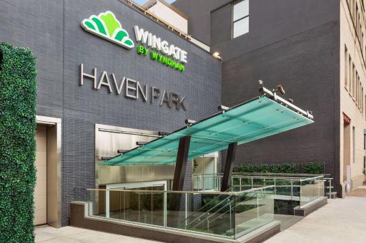Wingate by Wyndham Bronx Haven Park - Housity