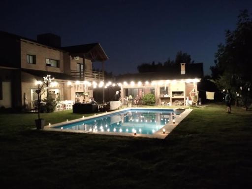 Jardin de los Fresnos - Housity