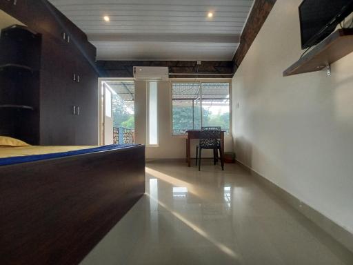 JEENA MOTEL - Housity