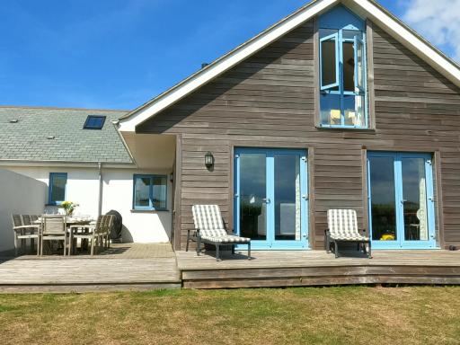 Bay Retreat - Widemouth Bay Bude Cornwall - Housity