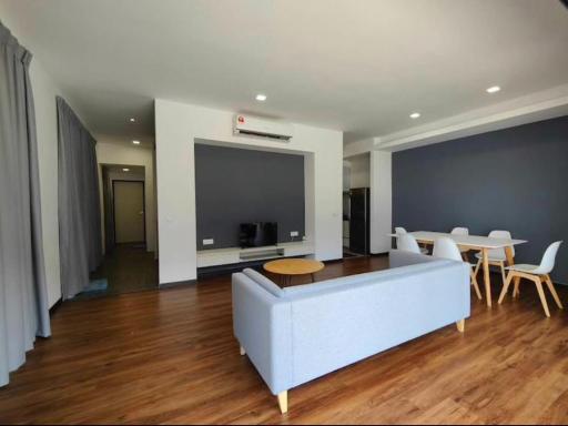 Roxy Sematan Beach Townhouse - Housity