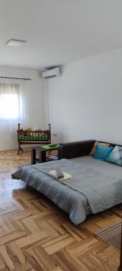 Kuća za odmor IZVOR Vršac - Housity