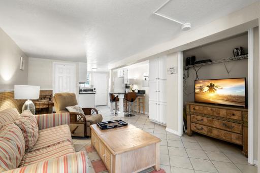 The Palms 9 - Housity