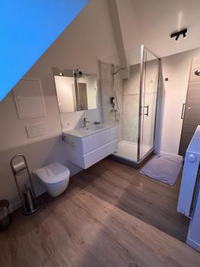 Studiojasmine - Housity