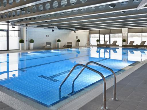 Village Hotel Aberdeen - Housity