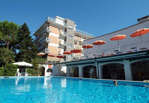 Hotel Nautic B&B - Housity