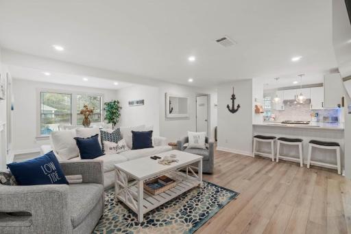 Reserve For Summer Now! Non Shedding Dog Friendly - Gulf Coast Fl Beach Bungalow - Housity