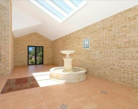 Villa with Spa, Cinema and Game room - Housity