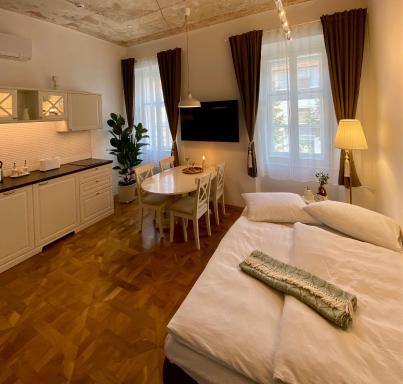 Ars Longa apartments - Housity