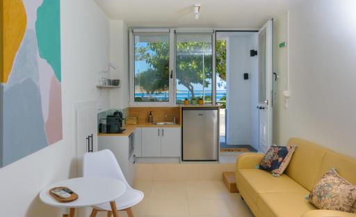 The sea - Housity