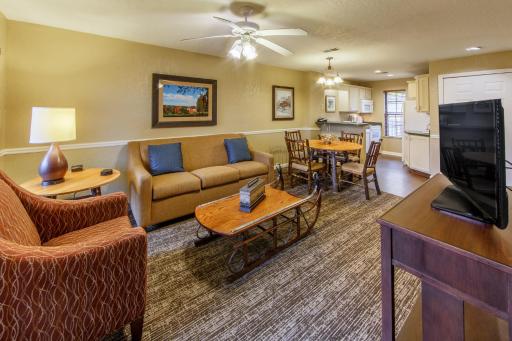 Holiday Inn Club Vacations Oak n Spruce Resort in the Berkshires an IHG Hotel - Housity