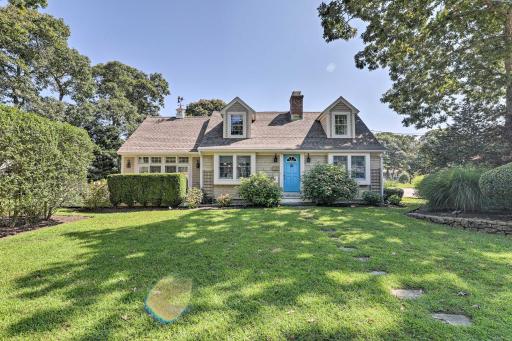 Cape Cod Cottage w/ Deck, Grill, & Games! - Housity