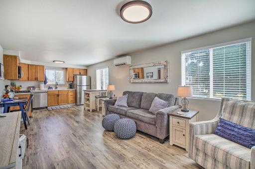Ideally Located Buckley Apartment with Balcony! - Housity