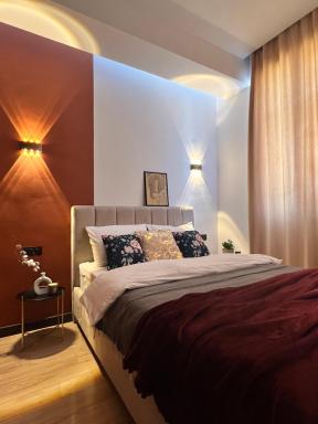 Green Plaza - Sunset Room - Housity