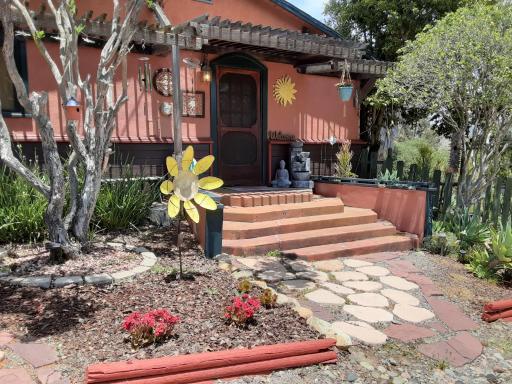 Lake Home/Novel Attractions Close - Housity