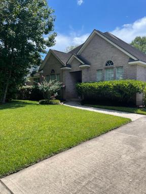 Unwind and Relax 4 Bedroom Stay - Housity
