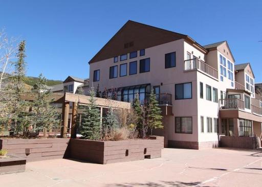 Slopeside by Summit County Mountain Retreats - Housity